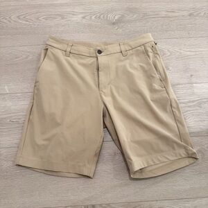 Lululemon Size 31  Men's Beige Tan Shorts JU0021